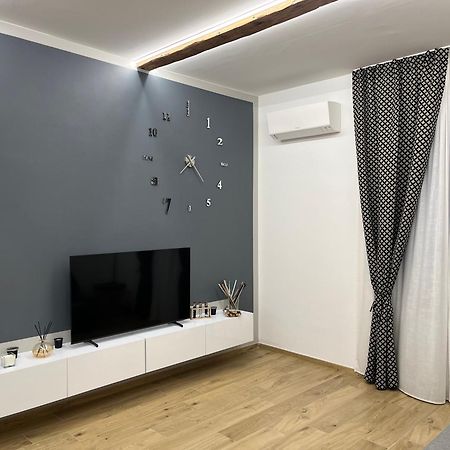 Suite Zeus Специя Екстериор снимка